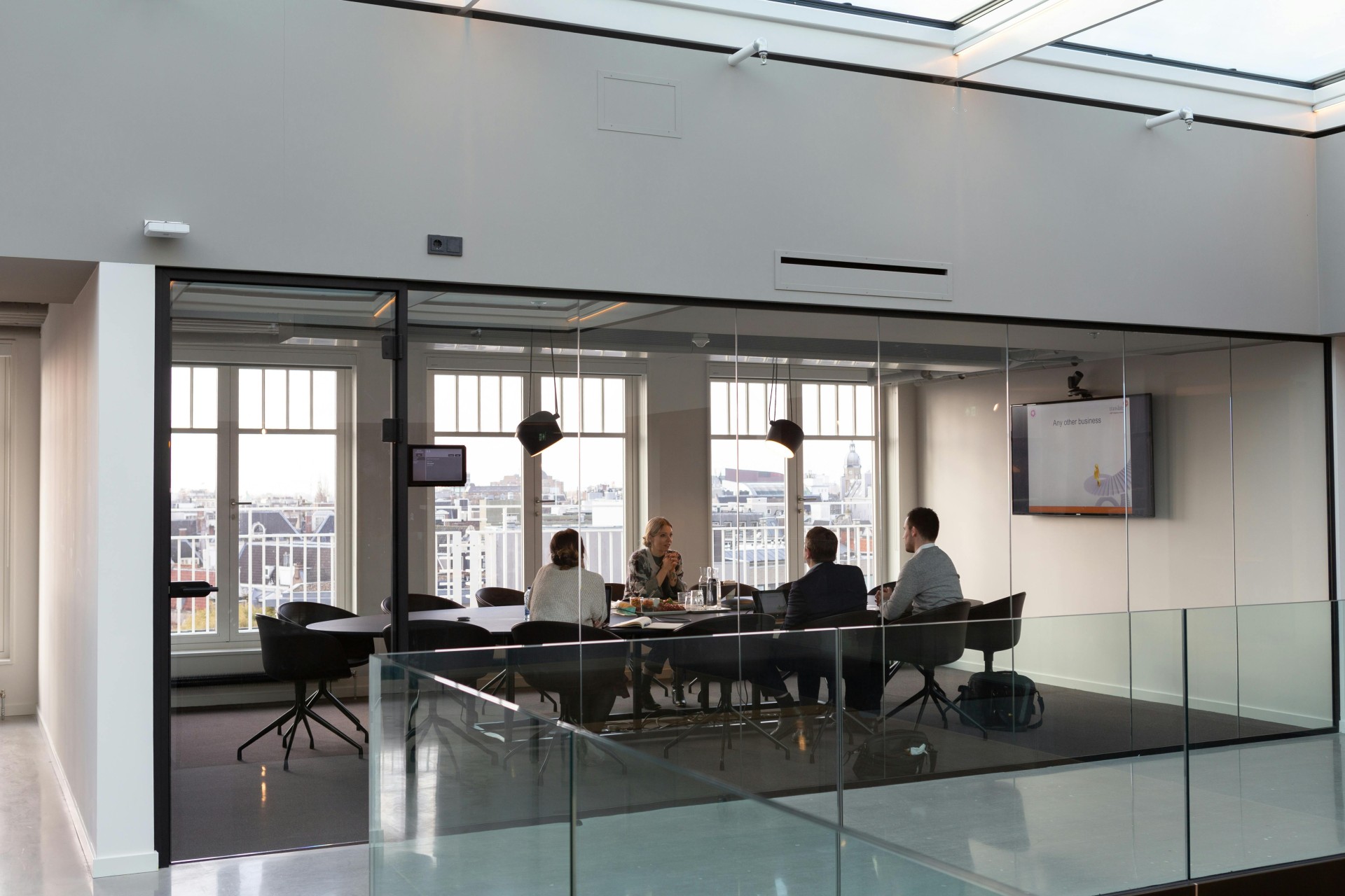 shared-workspace-co-working